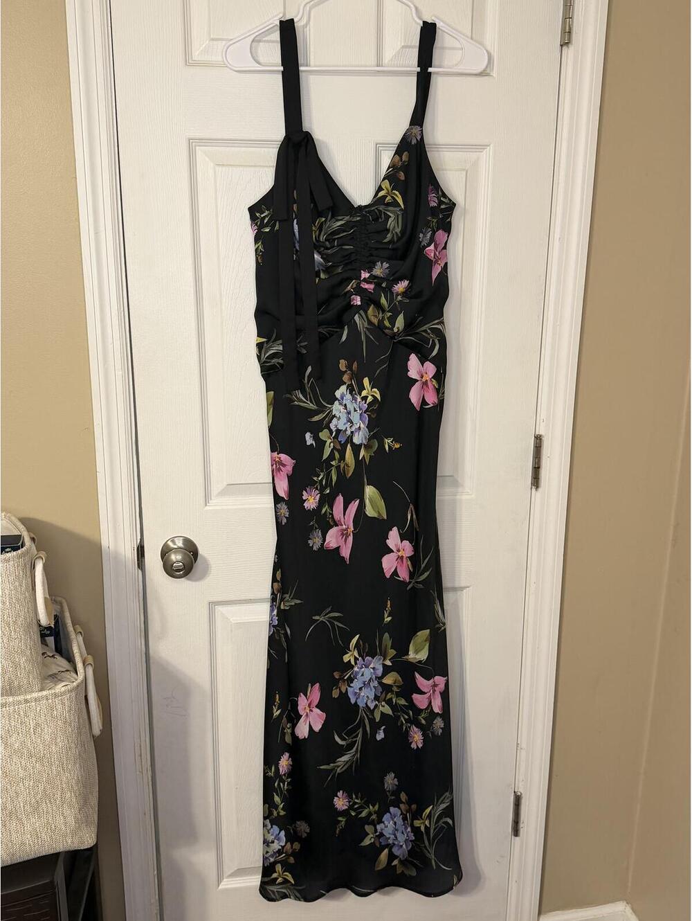 Jill Jill Stuart Black Floral Satin Maxi Dress Size 10
